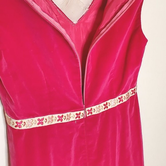 Fuchsia Floral Pink Velvet 70s Long Sleeveless Dress w Crepe Collar - Picture 7 of 13